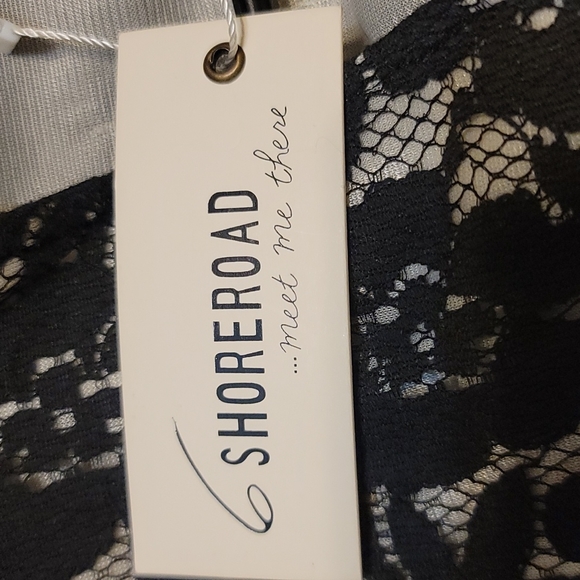 NWT 6 SHORE ROAD Sanctuary Lace Jumpsuit in Black Lace - Picture 9 of 9